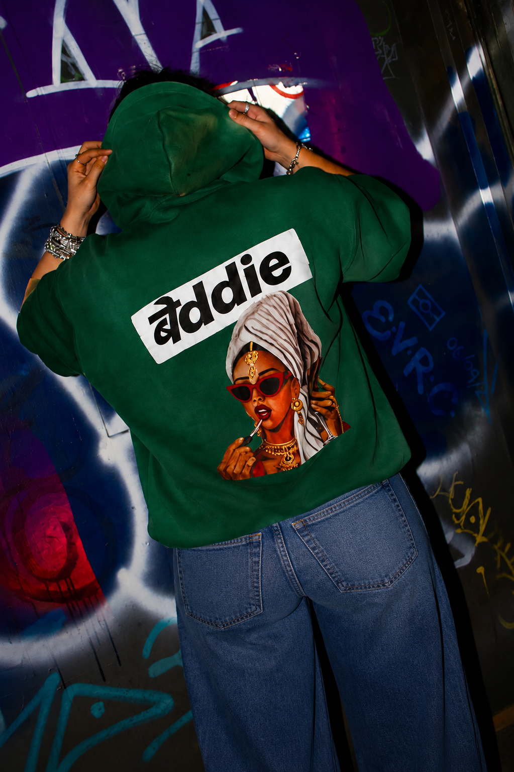 बेddie Hoodie worn on model, back view